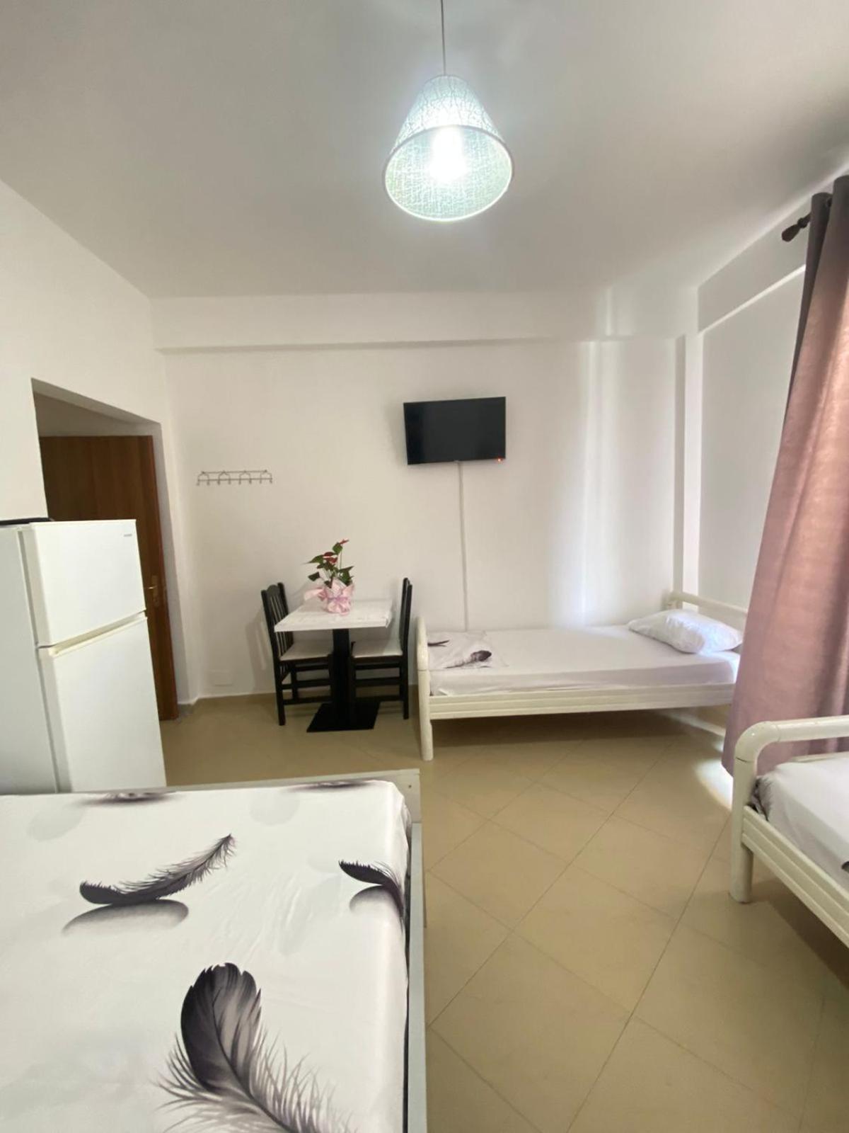 Marra'S Rooms Durrës 외부 사진