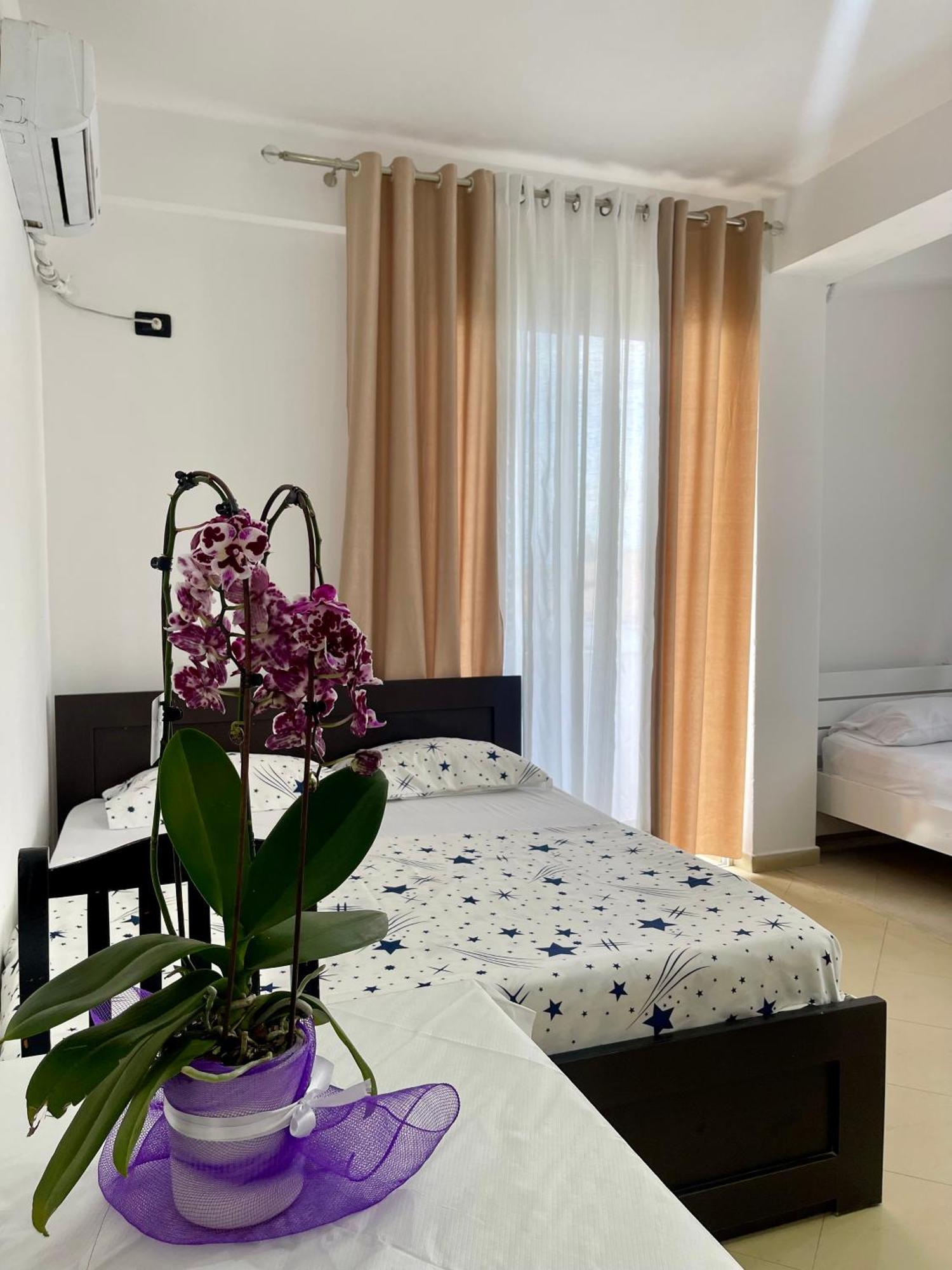 Marra'S Rooms Durrës 외부 사진